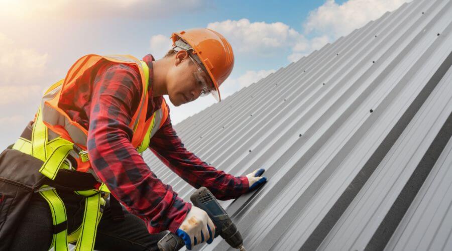 GAF certified roofer in Newton, IL